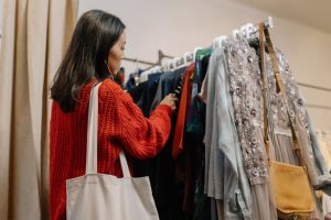 Sustainable Fashion: A Smart Guide to Dressing Green