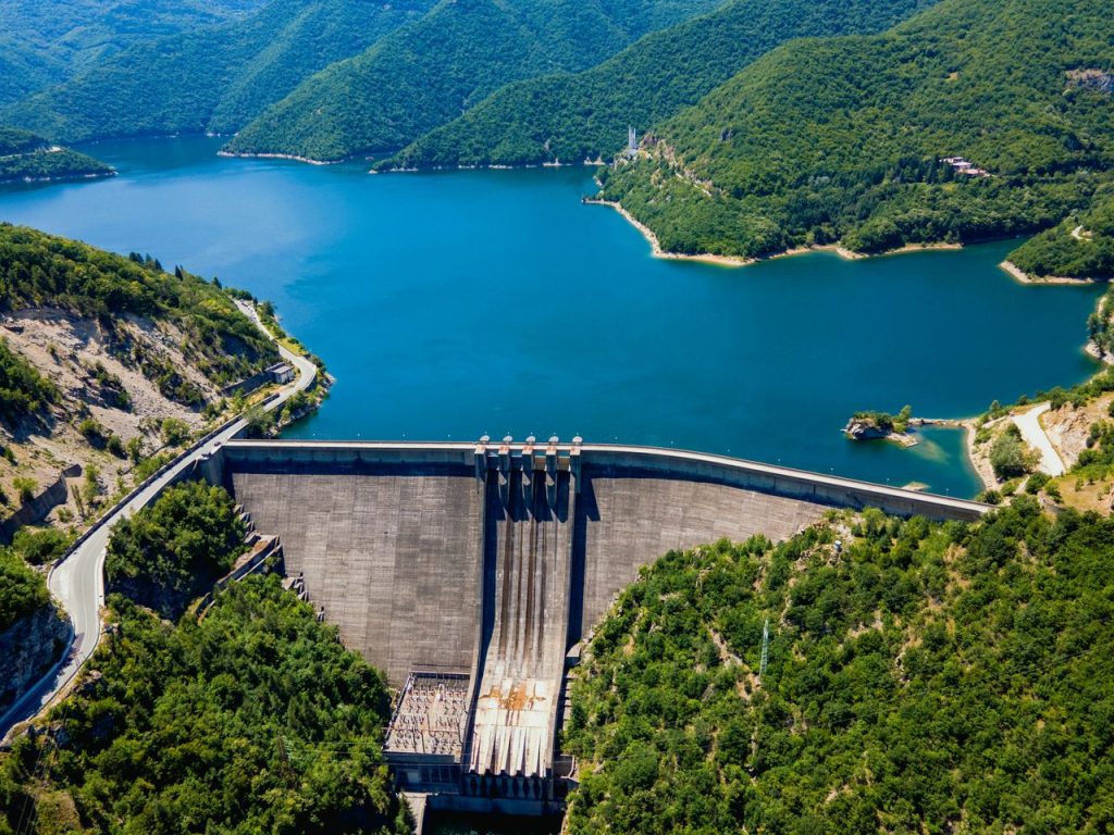 Renewable Water Conservation: Smart Ways to Save Water