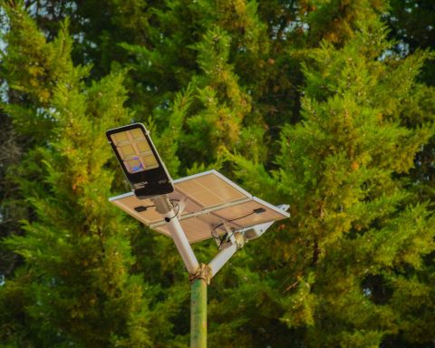 Green technology uses clean energy, smart systems, electric transport, sustainable farming, and better recycling to reduce environmental impact and build a resilient future.
